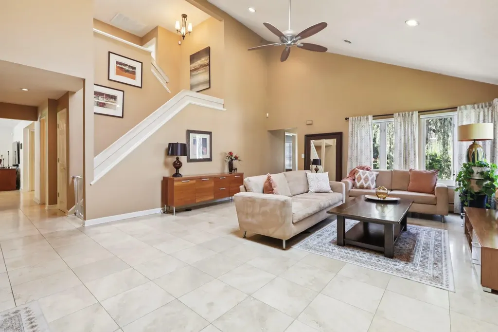 36 Bridge Road Nanuet NY 10954