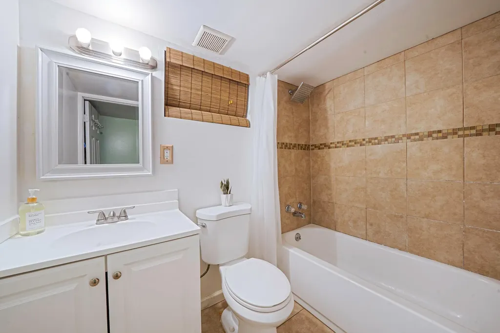 1668 Atherton Avenue Elmont NY 11003