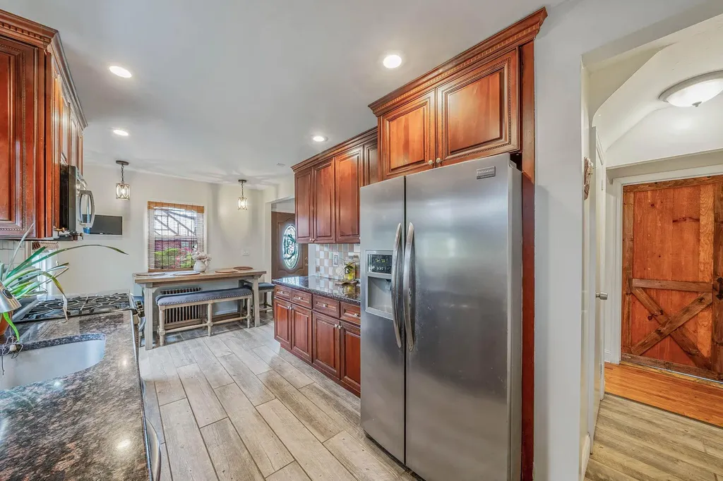 1668 Atherton Avenue Elmont NY 11003
