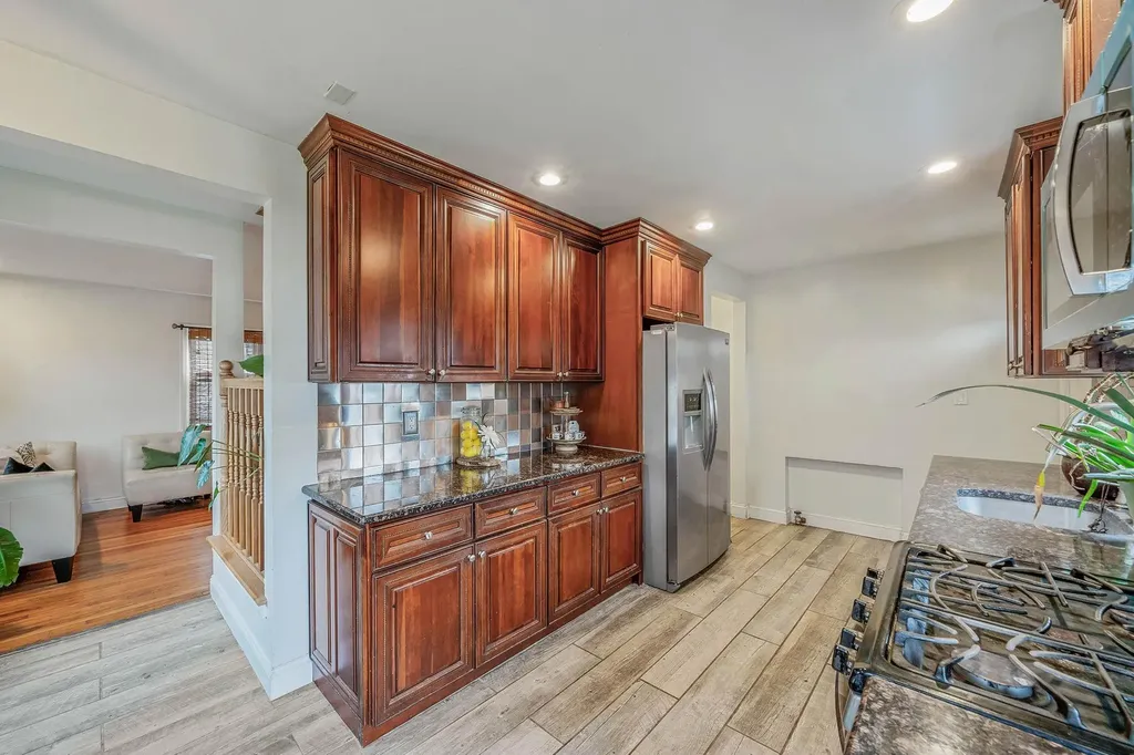 1668 Atherton Avenue Elmont NY 11003