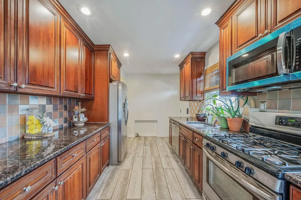 1668 Atherton Avenue Elmont NY 11003