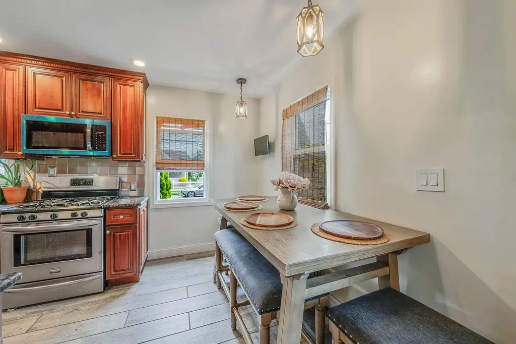 1668 Atherton Avenue Elmont NY 11003
