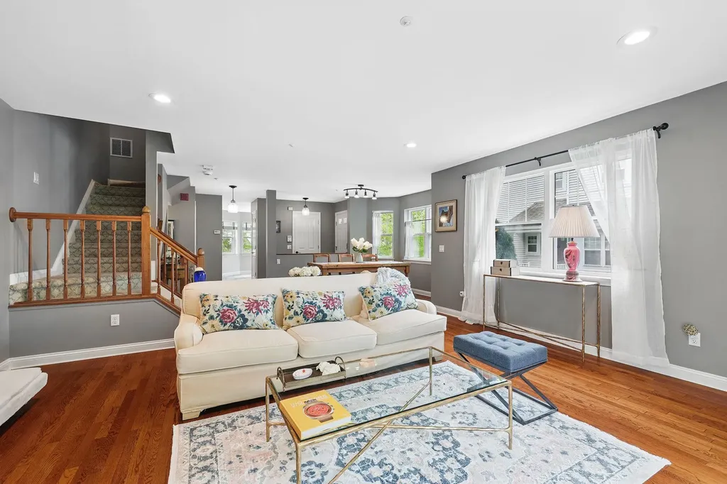 66 Winding Ridge Road White Plains NY 10603
