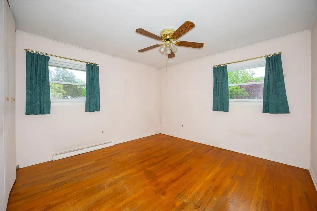 7 Sycamore Drive Hyde Park NY 12538