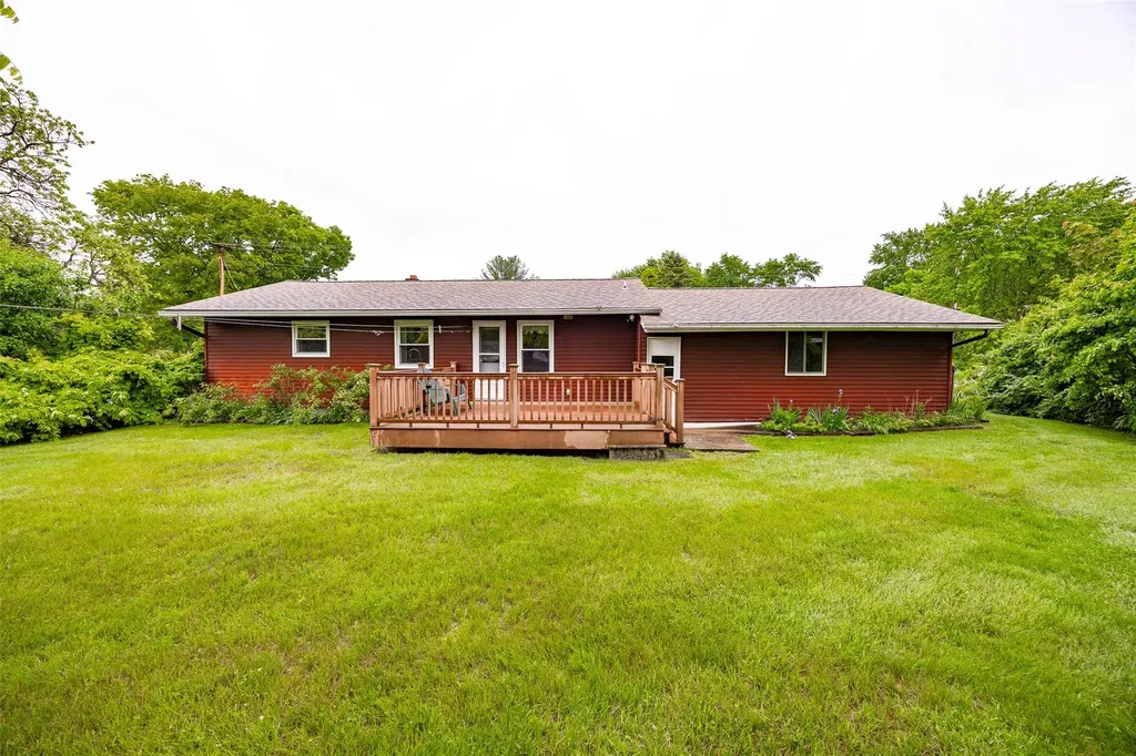 7 Sycamore Drive Hyde Park NY 12538