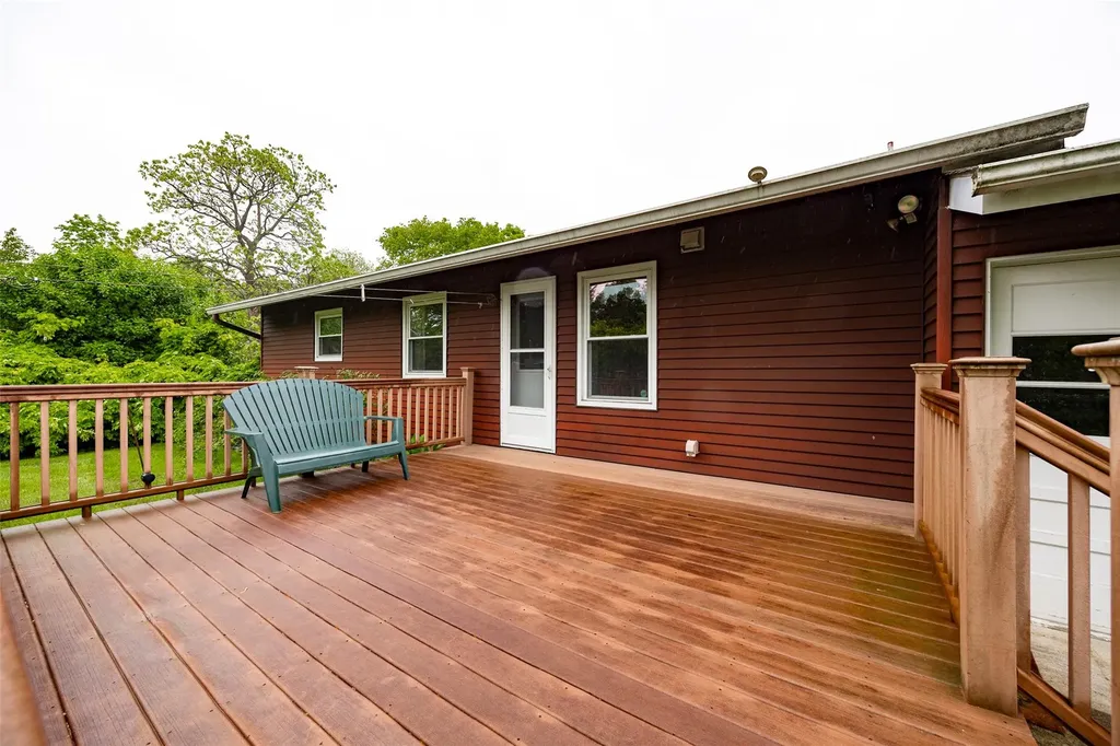 7 Sycamore Drive Hyde Park NY 12538