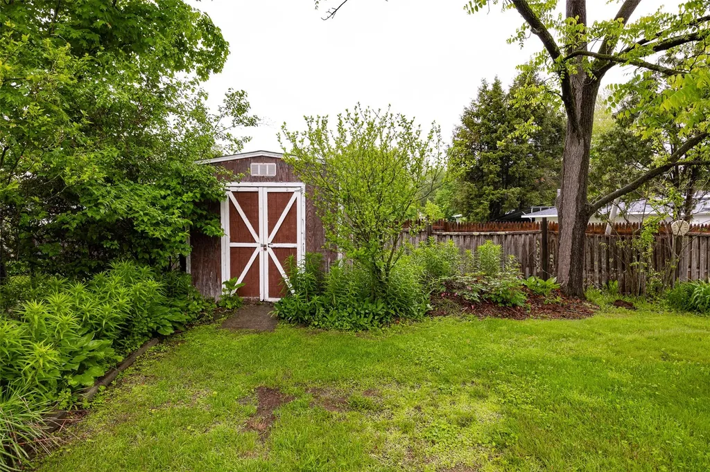 7 Sycamore Drive Hyde Park NY 12538