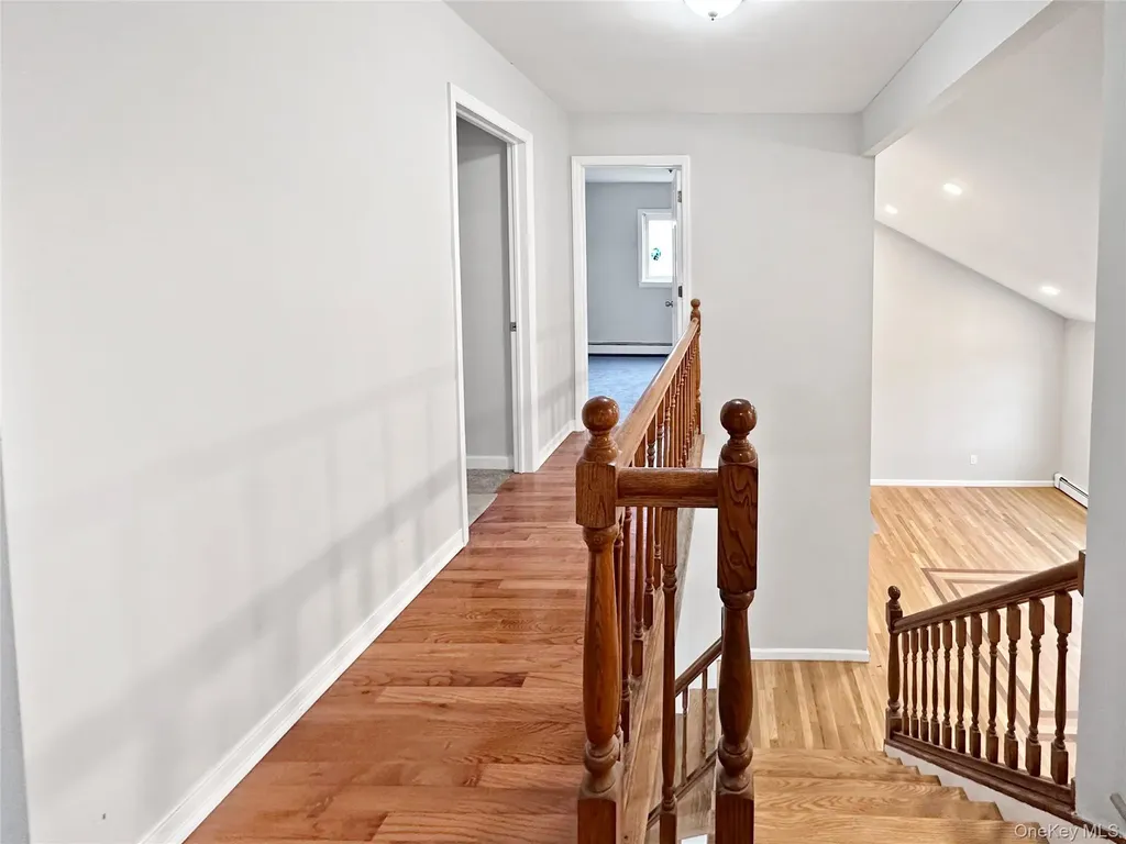 19 Leaf Avenue Central Islip NY 11722