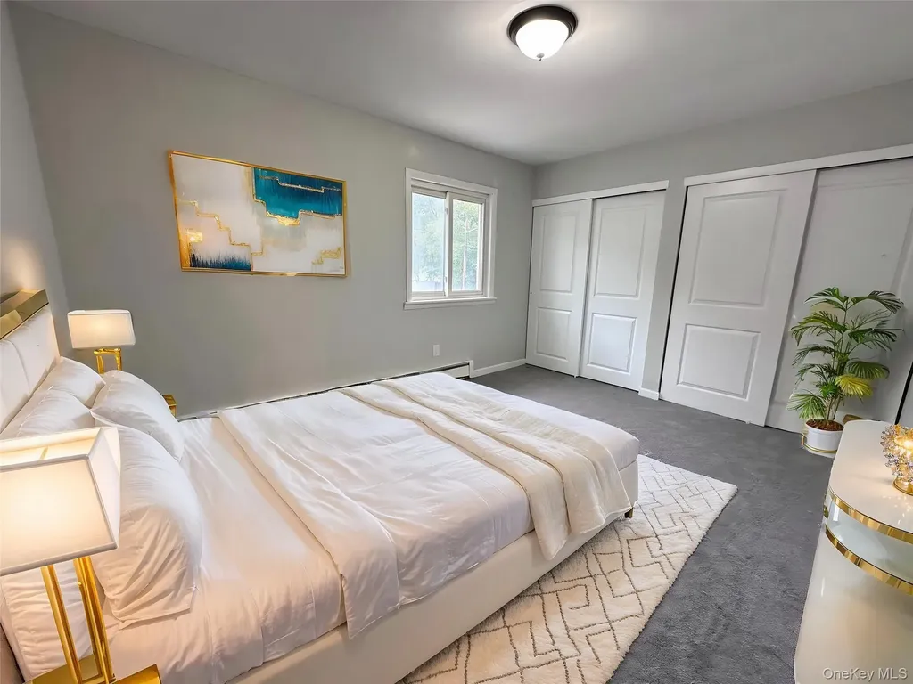 19 Leaf Avenue Central Islip NY 11722