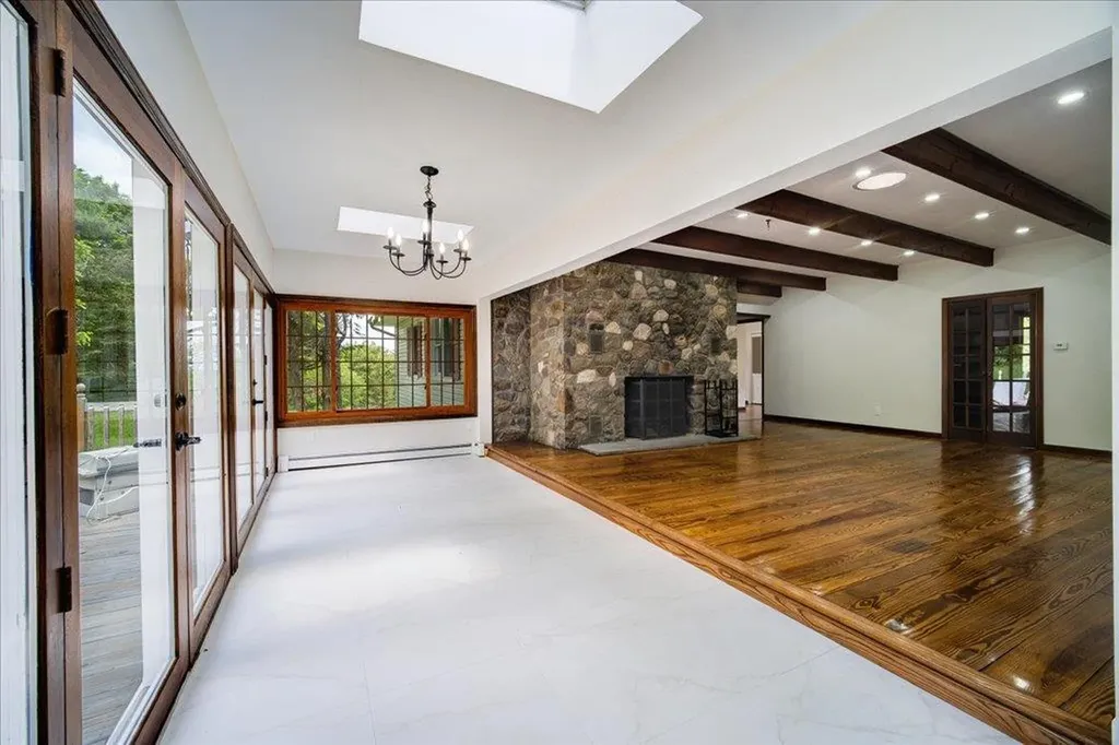 665 State Route 94 N Warwick NY 10990