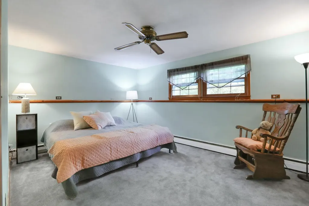 33 Greentree Drive N Hyde Park NY 12538