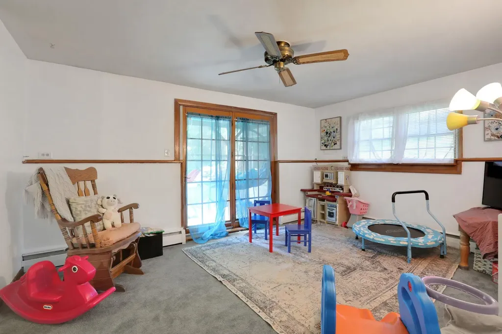 33 Greentree Drive N Hyde Park NY 12538
