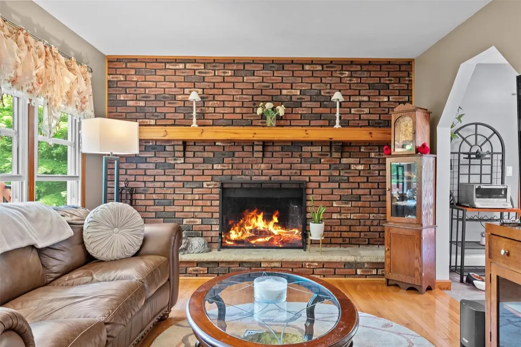 219 Cardinal Road Hyde Park NY 12538