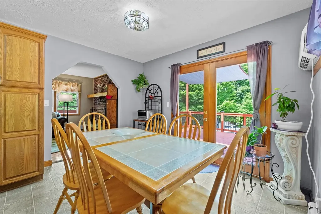219 Cardinal Road Hyde Park NY 12538