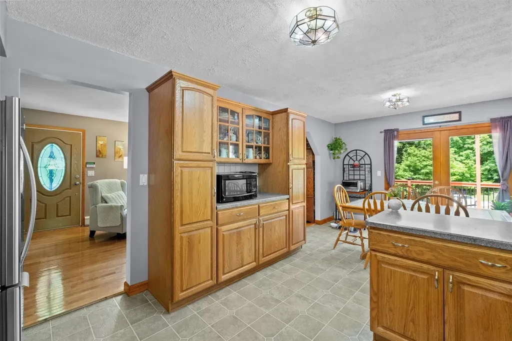 219 Cardinal Road Hyde Park NY 12538