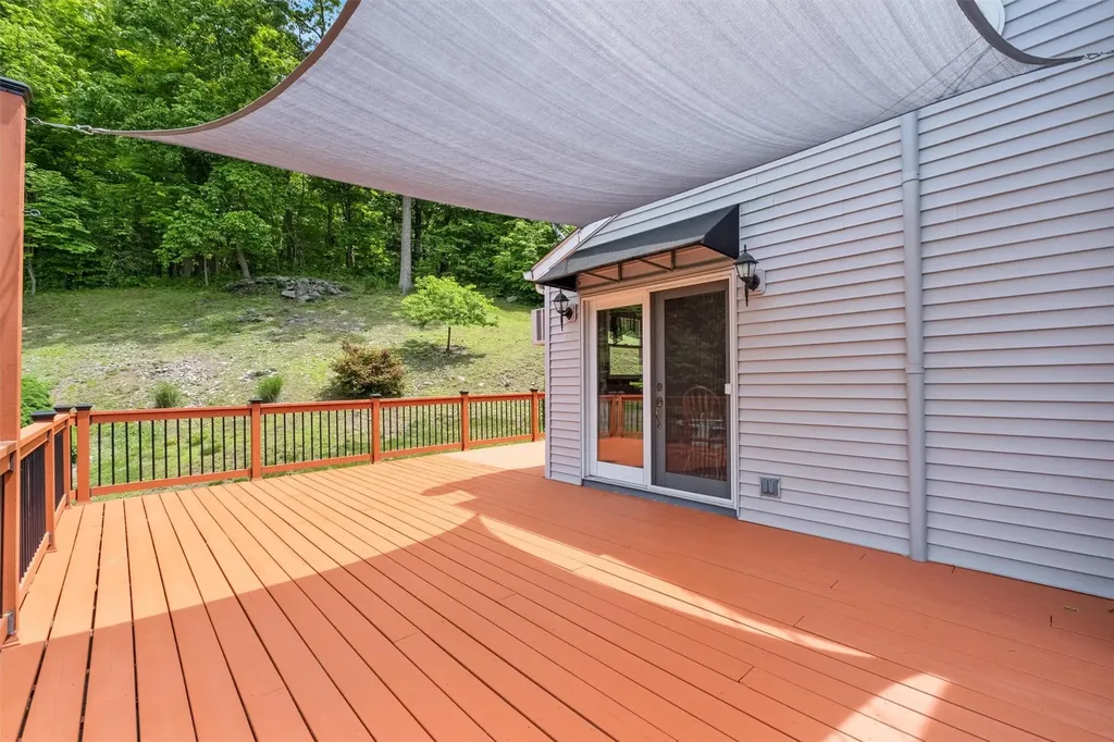 219 Cardinal Road Hyde Park NY 12538