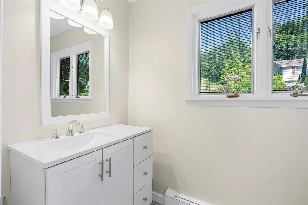 19 Meadowbrook Drive Ossining NY 10562