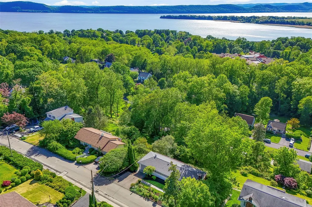 19 Meadowbrook Drive Ossining NY 10562