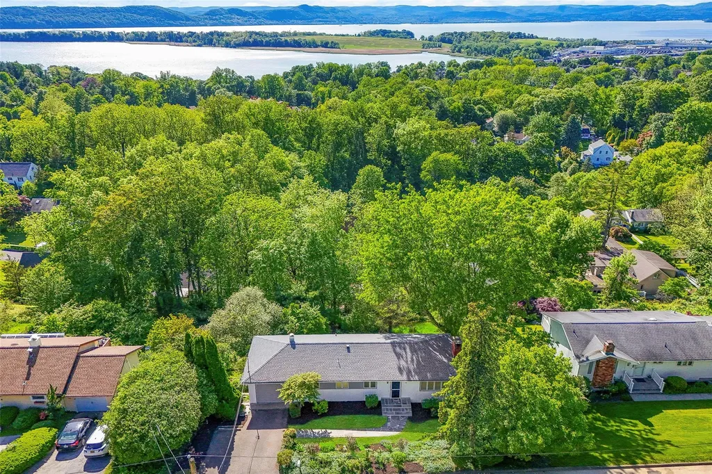 19 Meadowbrook Drive Ossining NY 10562