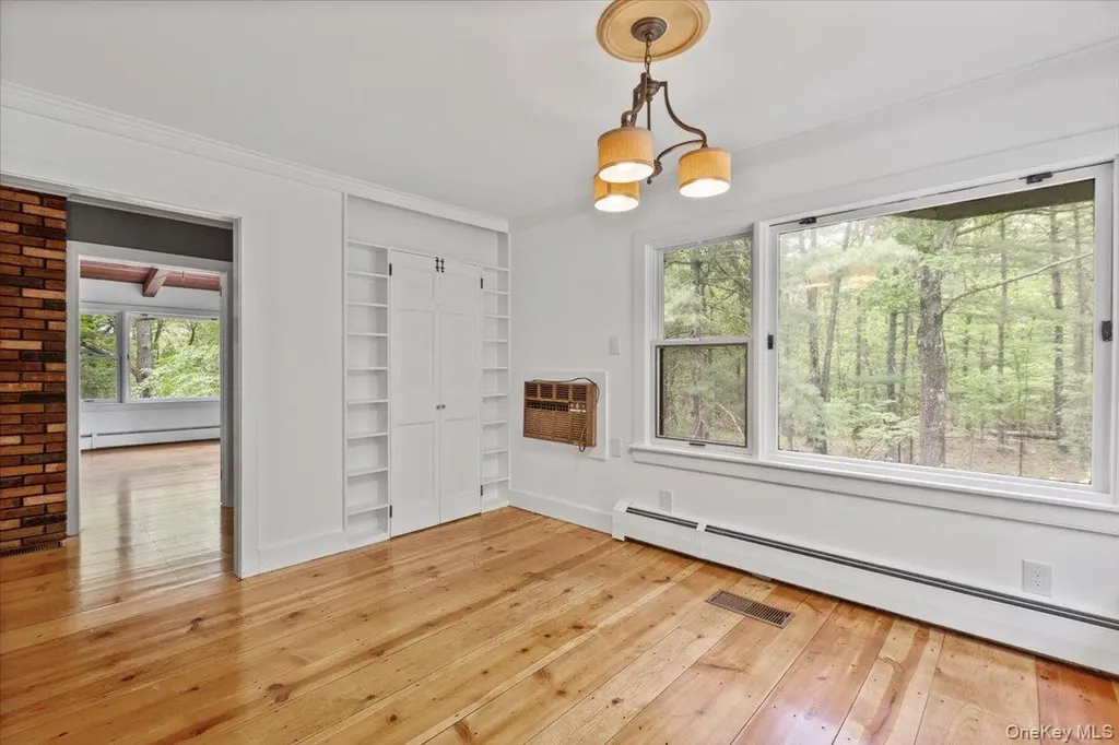 100 Schnackenberg Road Call Listing Agent NY 12075