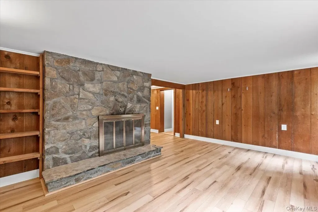 100 Schnackenberg Road Call Listing Agent NY 12075