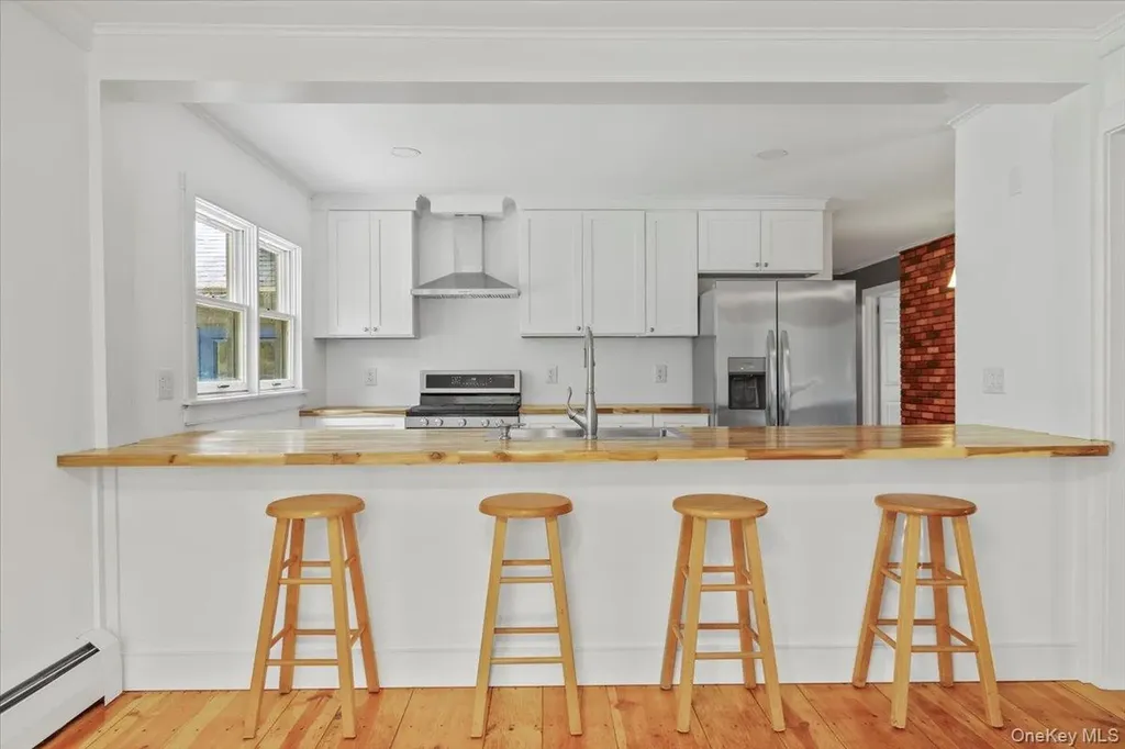 100 Schnackenberg Road Call Listing Agent NY 12075