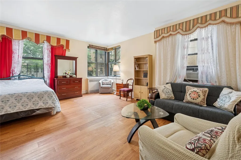 2962 Decatur Avenue Bronx NY 10458