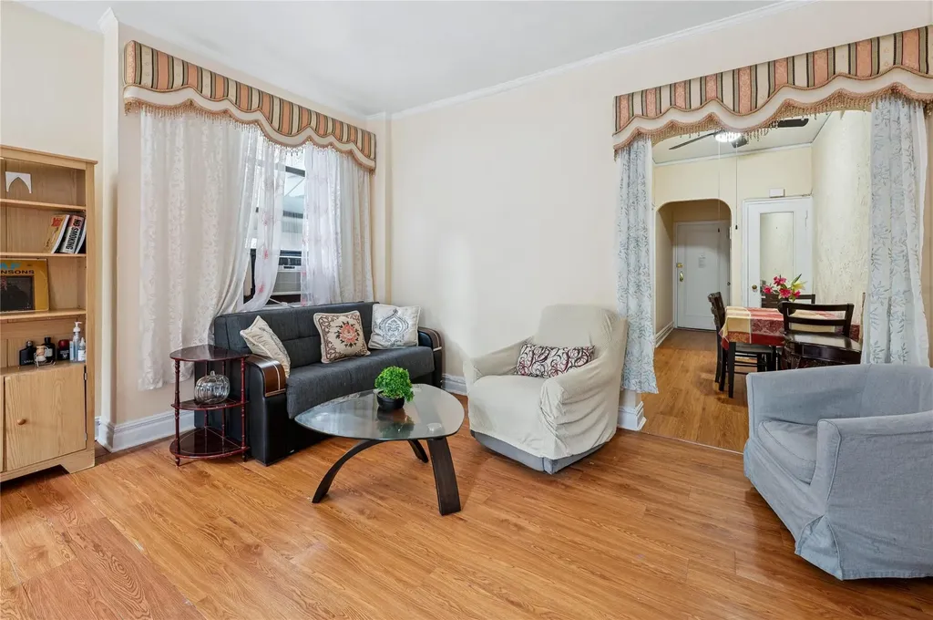 2962 Decatur Avenue Bronx NY 10458