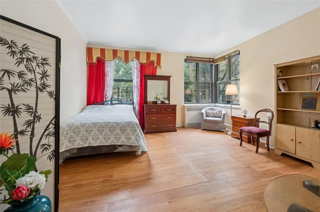 2962 Decatur Avenue Bronx NY 10458