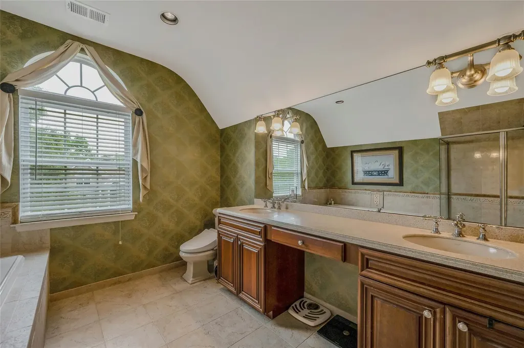 22 Monticello Drive Shoreham NY 11786