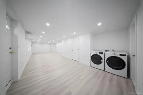 6916 Almeda Avenue Arverne NY 11692