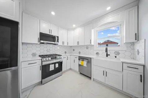 6916 Almeda Avenue Arverne NY 11692