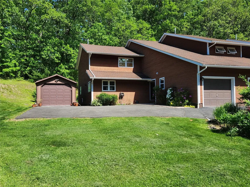 182 Ledge Road Kingston NY 12401