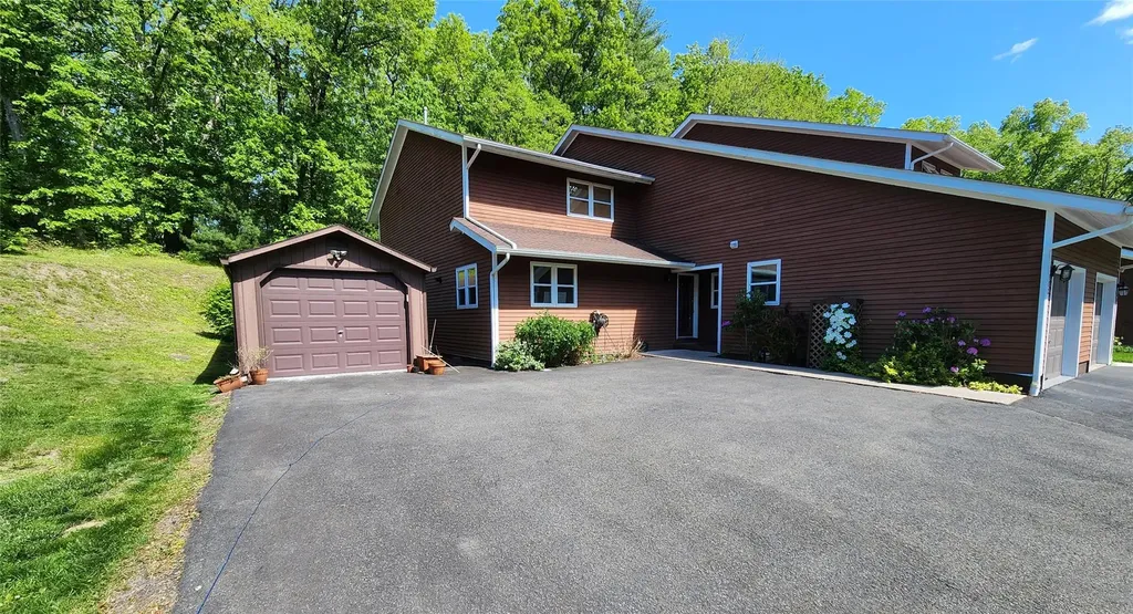 182 Ledge Road Kingston NY 12401