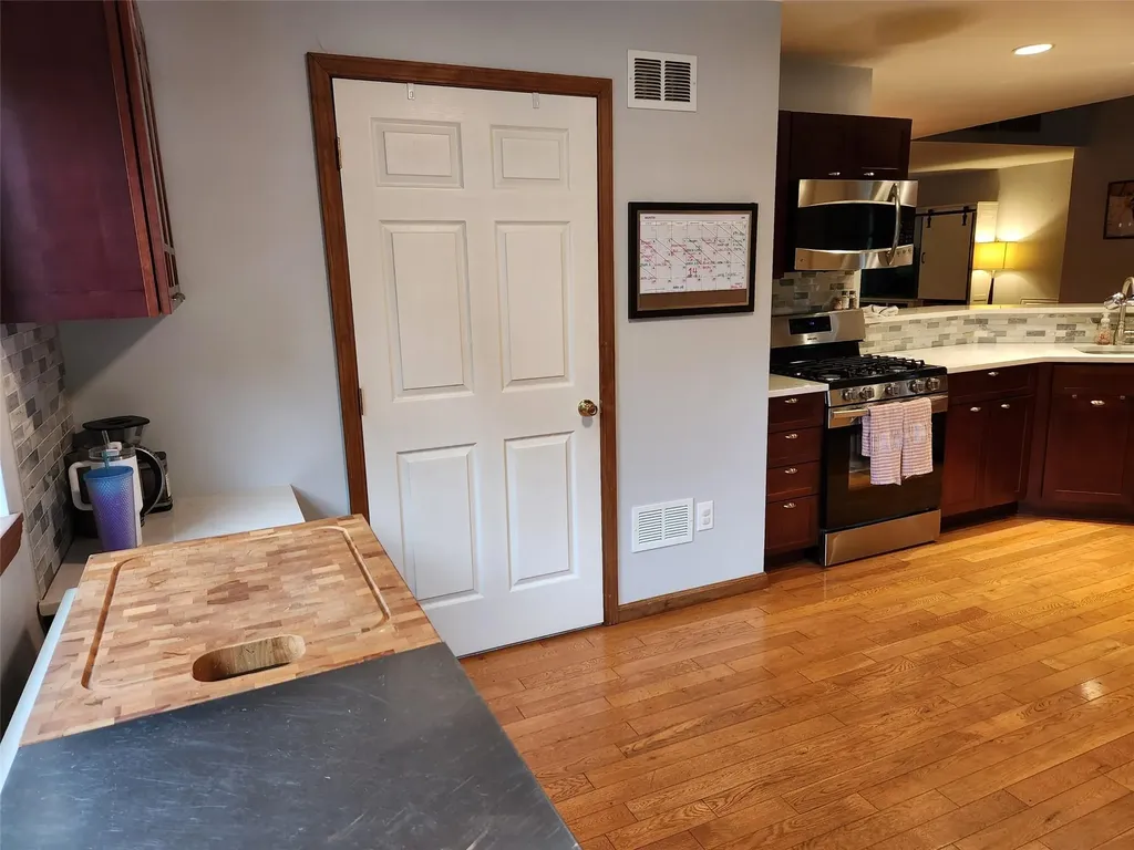 182 Ledge Road Kingston NY 12401