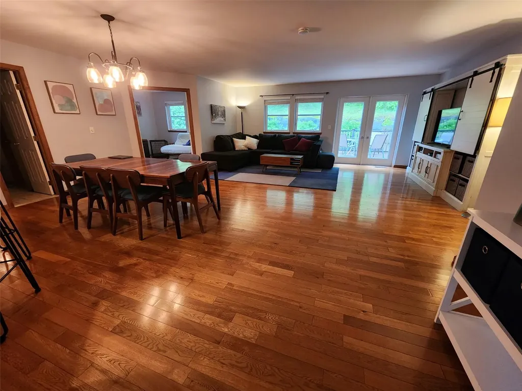 182 Ledge Road Kingston NY 12401