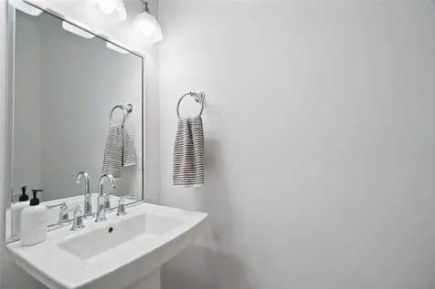 5 Rose Lane Rye Brook NY 10573