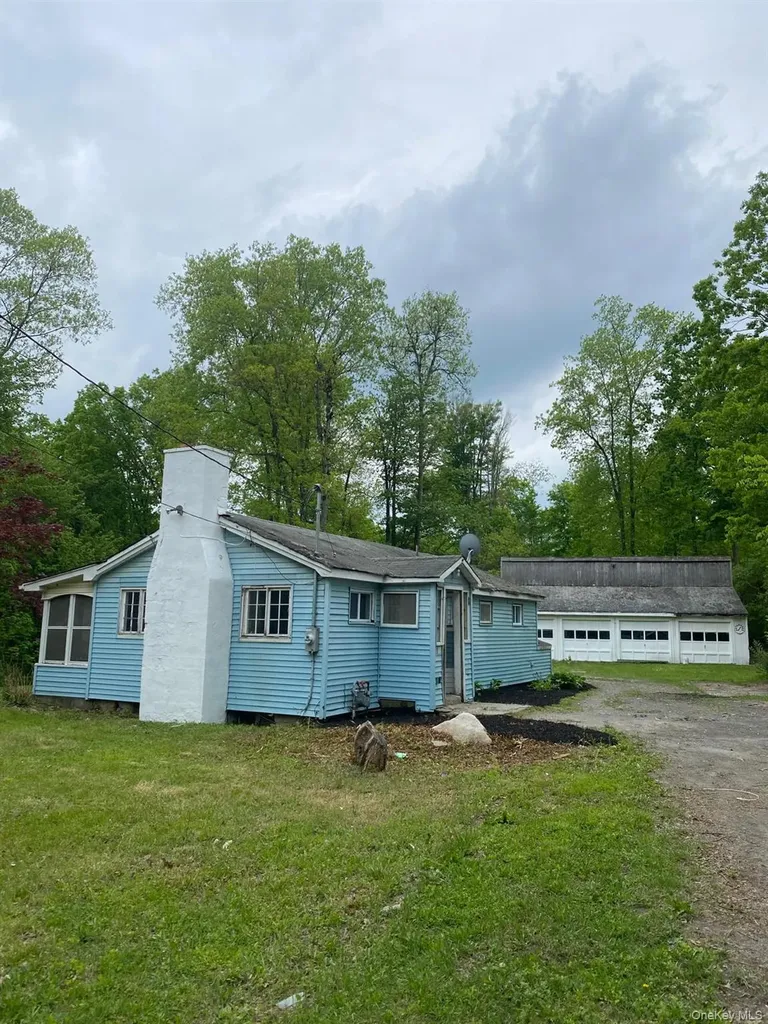2411 Goshen Turnpike Middletown NY 10941