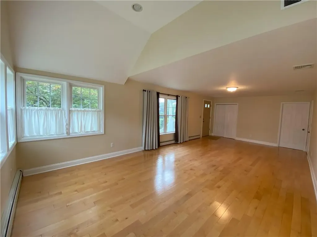 46 Central Drive Nanuet NY 10954
