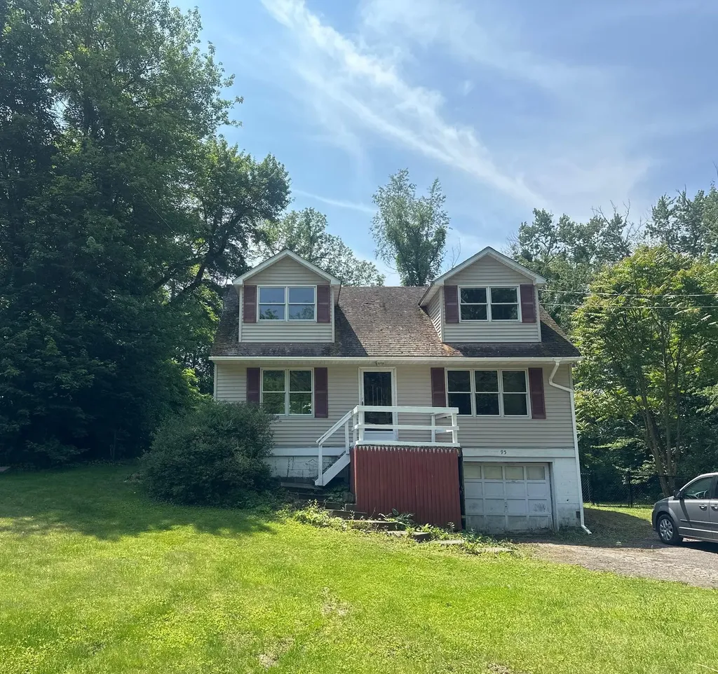 95 Smithtown Road Fishkill NY 12524