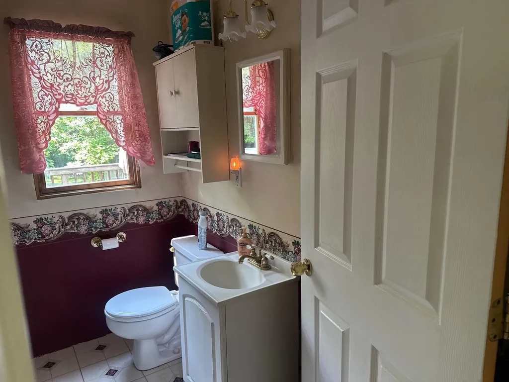 95 Smithtown Road Fishkill NY 12524