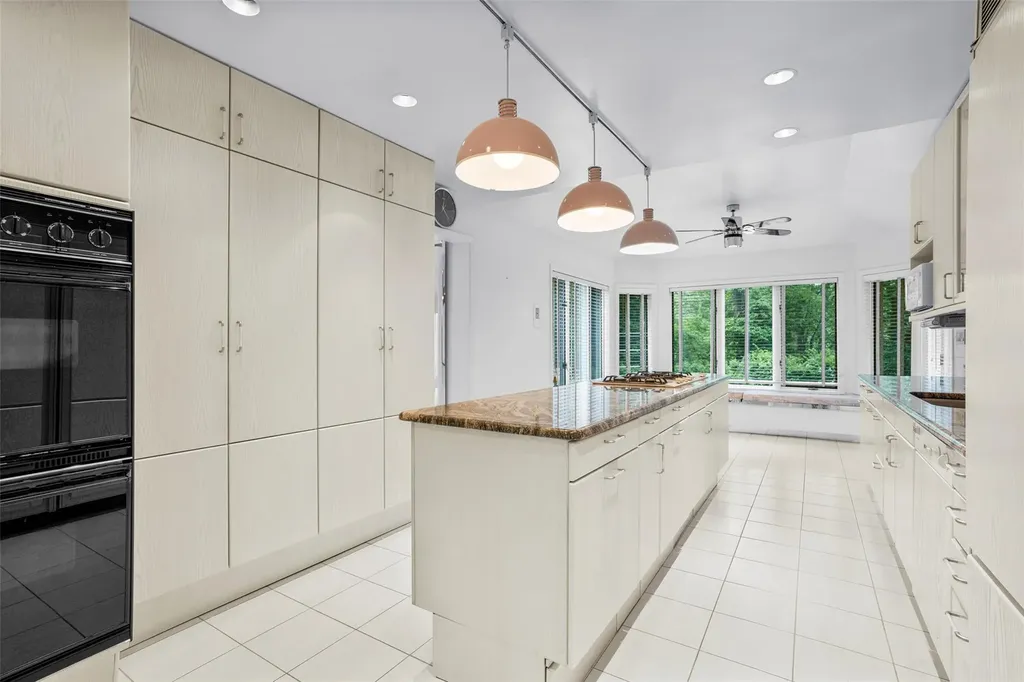 243 Robert Drive New Rochelle NY 10804
