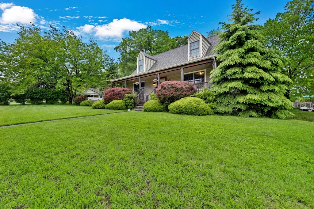 13 Hidden View Drive Walden NY 12586