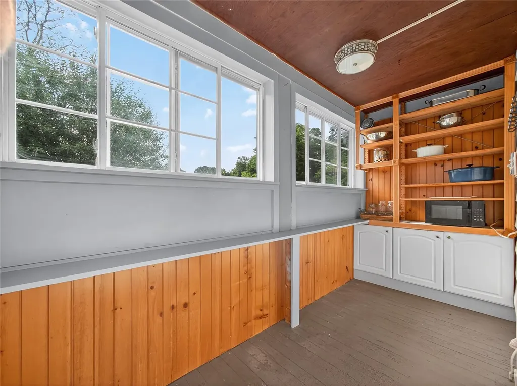 31 Hudson Avenue Stony Point NY 10980