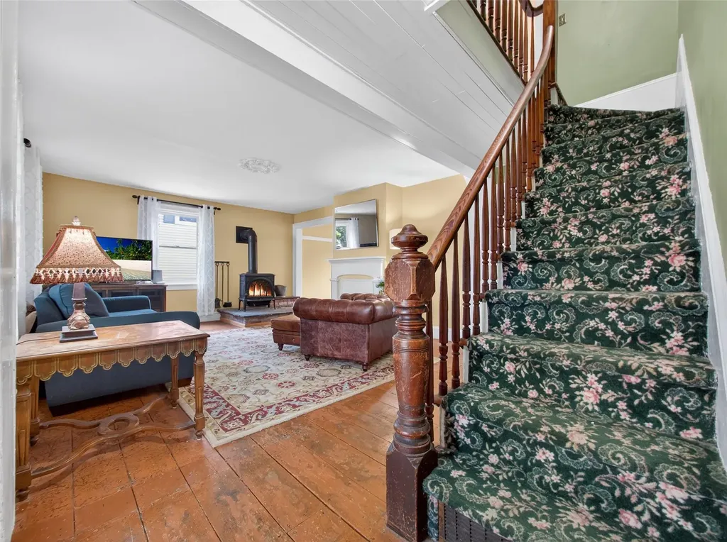 31 Hudson Avenue Stony Point NY 10980