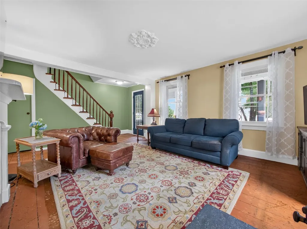 31 Hudson Avenue Stony Point NY 10980