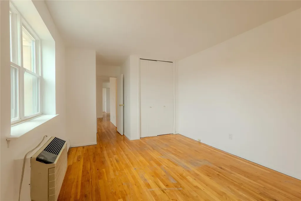 8 Florence Avenue Freeport NY 11520