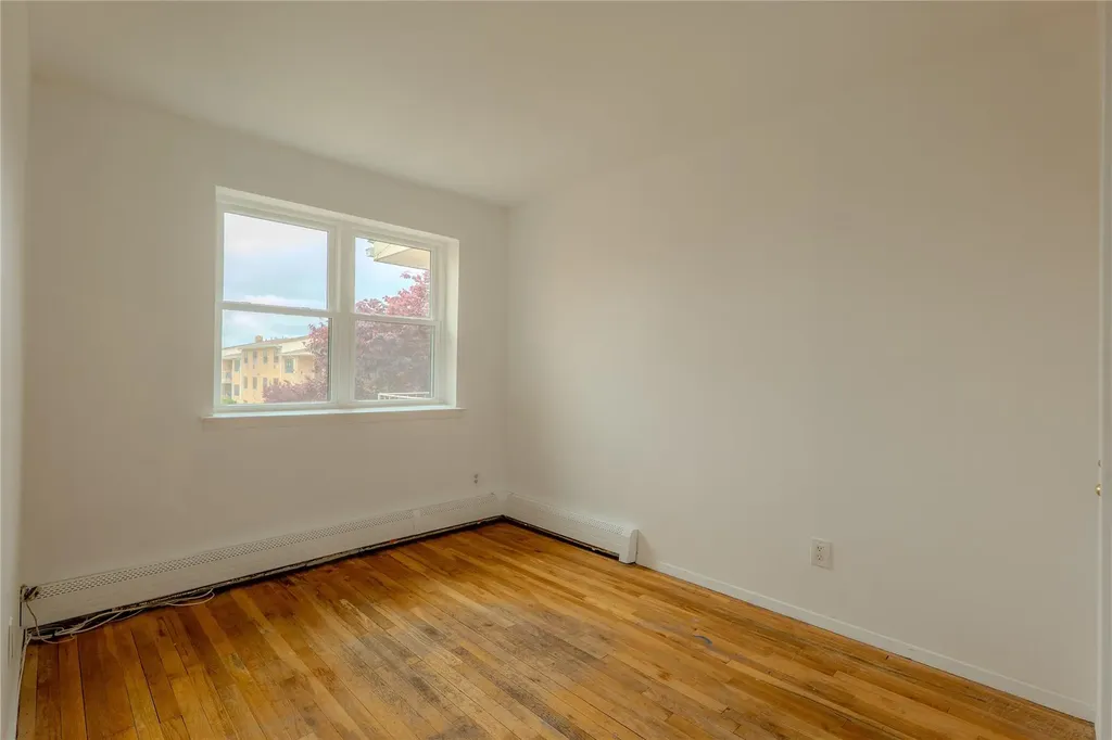 8 Florence Avenue Freeport NY 11520