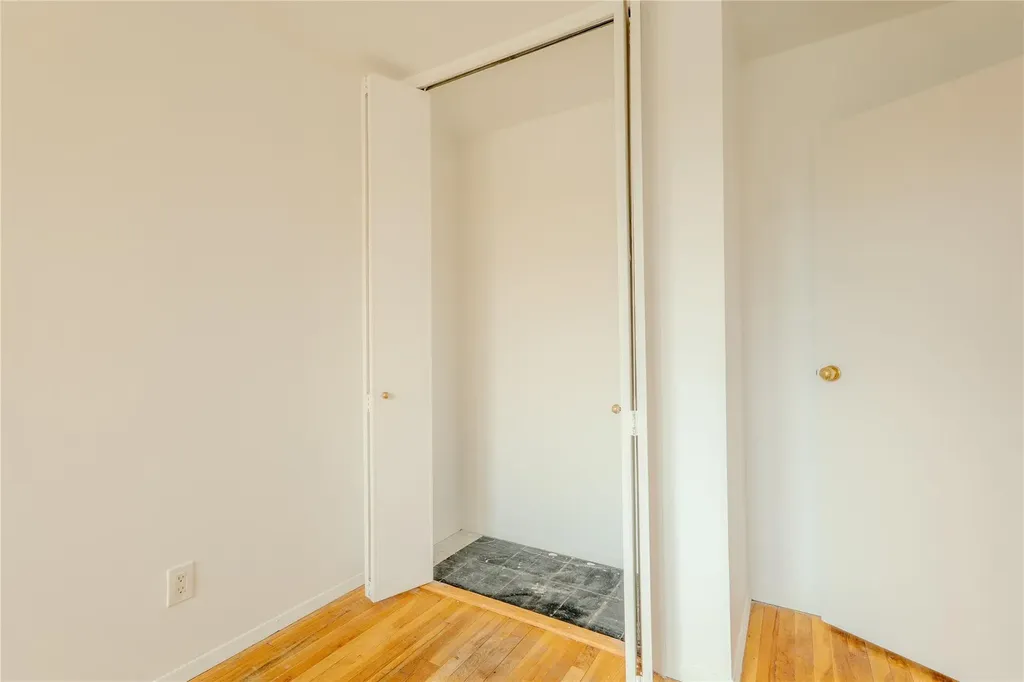 8 Florence Avenue Freeport NY 11520