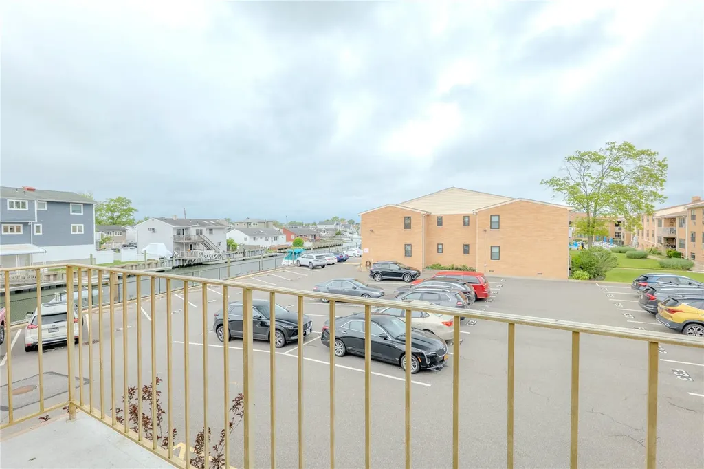 8 Florence Avenue Freeport NY 11520